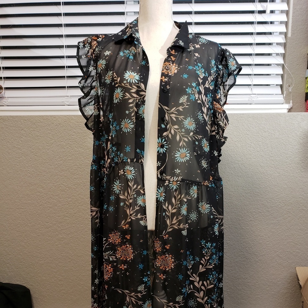 Boutique chiffon coverup .